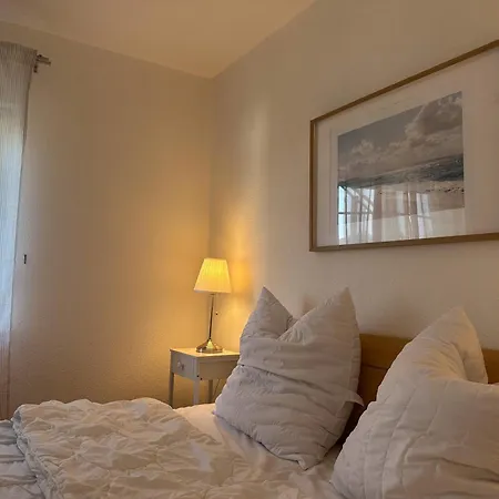 Ferienidyll Bartling Haus Vineta Wg 3 Im Alten Ortskern, Modern, Gemuetlich * Zempin